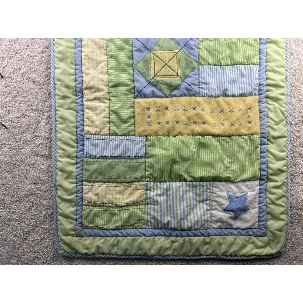 Baby Crib Quilt Blanket Patchwork Stars Moon‎ Applique Reversible Pastel Nursery